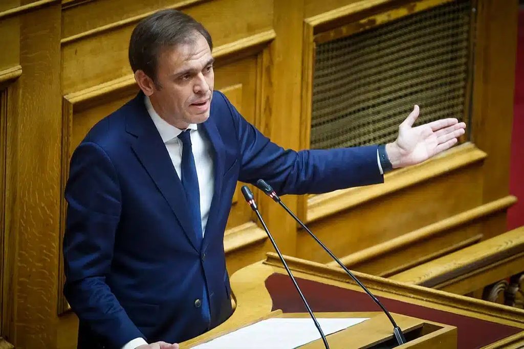 Δ. Μάντζος: Ζητά απαντήσεις από τον Άδωνι Γεωργιάδη μετά τις καταγγελίες Σαλμά