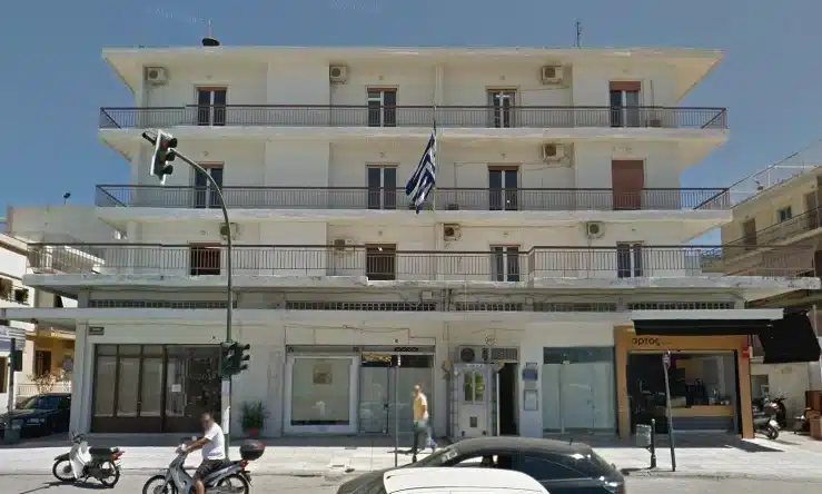 Θρίλερ στην Ανθούπολη! Την κυνηγούσε ο “σύντροφος” με μηχανάκι! Πώς την έσωσαν οι Αστυνομικοί ενώ πλησίαζε στο Α’ Α.Τ.