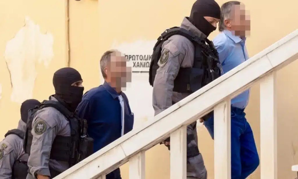 Ελεύθερος με περιοριστικούς όρους ο τοξικολόγος, προθεσμία πήρε ο ιατροδικαστής για τη μαφία της Κρήτης