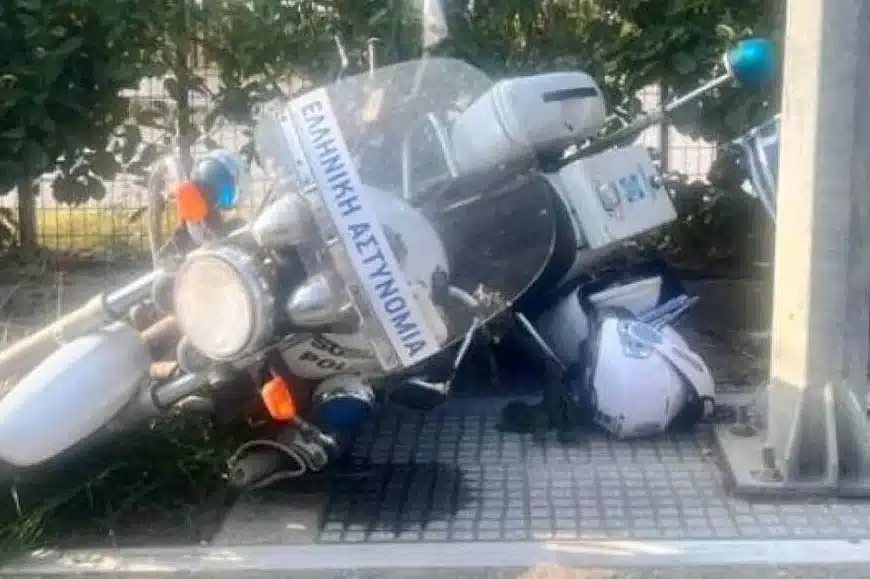 Πάτρα – Kόμβος Κουρτέση: ΙΧ παρέσυρε και τραυμάτισε μοτοσικλετιστή της Τροχαίας