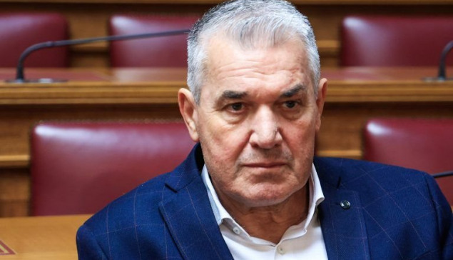 Στην επιτροπή δεοντολογίας παραπέμπει ο πρόεδρος της Βουλής τον Κυριαζίδη