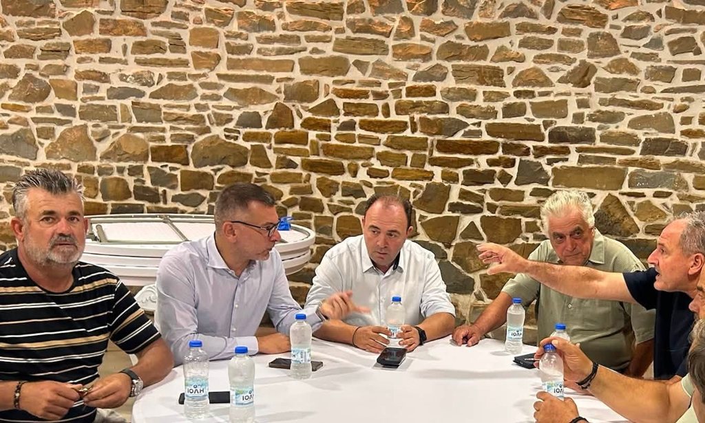 Δυτική Αχαΐα: Στο επίκεντρο συνάντησης η σύγχρονη Αρδευση και η επέκταση του Φράγματος Πηνειού