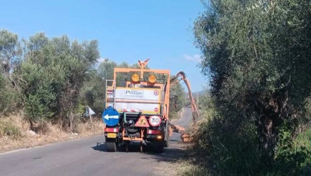 Π.Ε. Αχαΐας: Εντατικοποίηση των καθαρισμών στην Παλαιά Εθνική Οδό για την πρόληψη πυρκαγιών