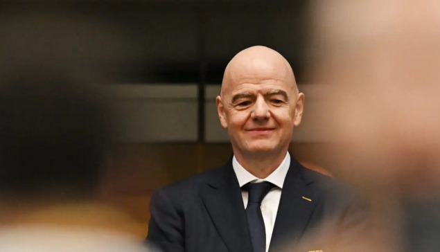 «Χάρτινος πύργος» στη FIFA: Παραιτήθηκε με αιχμές σύμβουλος του Τζιάνι Ινφαντίνο