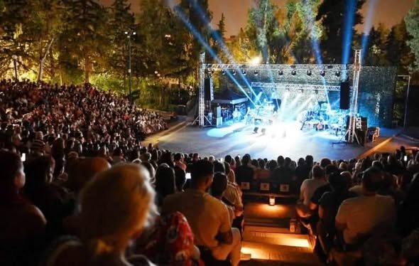 Αλέκος Χρυσανθακόπουλος: Δημόσια επιστολή στον κ Δήμαρχο κ Πελετίδη για το σχεδιαζόμενο φθαρτό ξύλινο θέατρο της Πλάζ 650 θέσεων