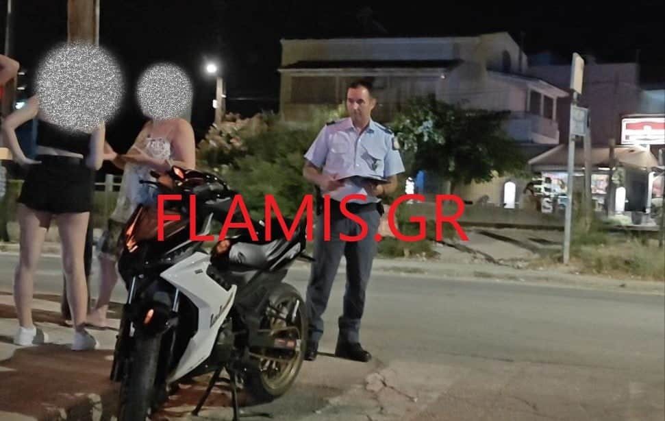 Πάτρα: Σύγκρουση ΙΧ με δίκυκλο τη νύχτα στον Καστελόκαμπο