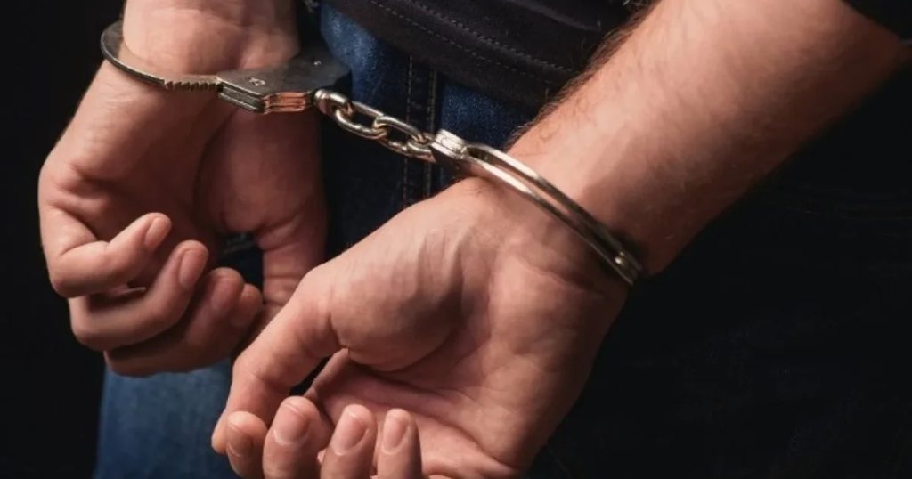 Αγρίνιο: Συνελήφθησαν δύο μέλη σπείρας για τηλεφωνικές απάτες – "Έγδυναν" ηλικιωμένους παριστάνοντας τους λογιστές