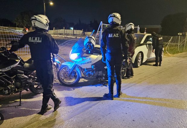 Αιγιάλεια: Νύχτα έντασης μετά τη σύλληψη υπόπτου με την απειλή μαχαιριού