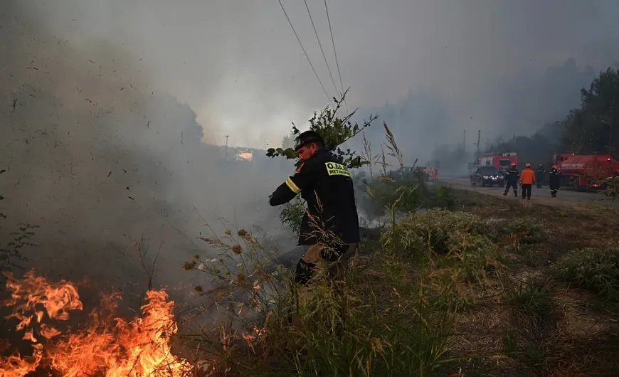 Πάτρα: Εβαλαν και τη νύχτα φωτιά! 4ο περιστατικό στα Μποζαϊτικα – Καμία σύλληψη
