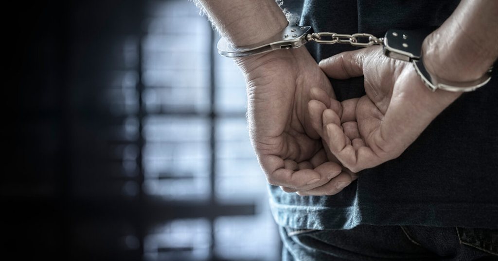 Σύλληψη μέλους εγκληματικής οργάνωσης για απάτη στο Αγρίνιο – Καθοριστική η παρέμβαση αστυνομικού εκτός υπηρεσίας