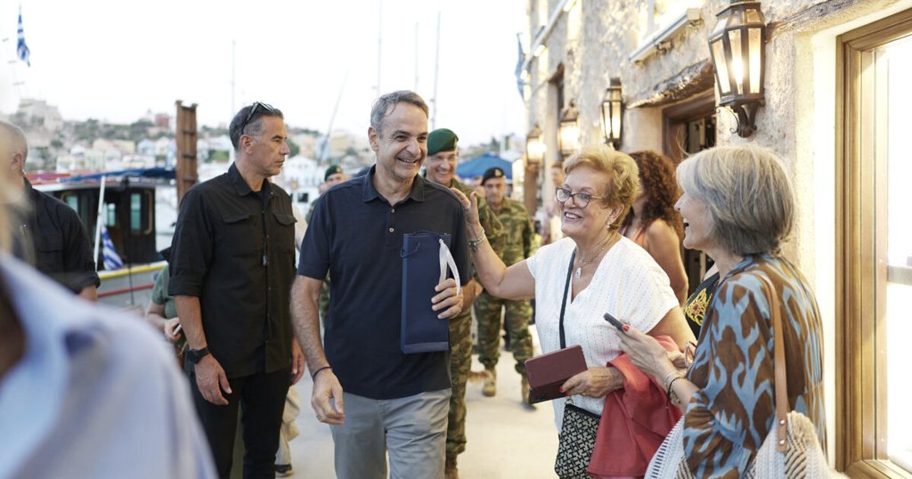 Μητσοτάκης από Καστελόριζο: «Δίπλα στους ακρίτες μας με πράξεις»