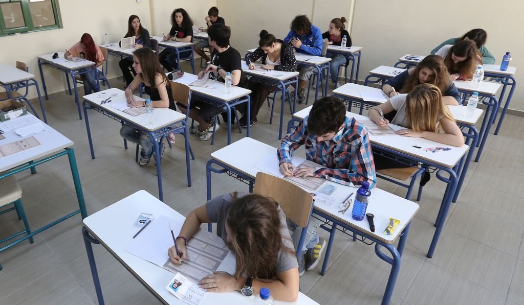 Πανελλαδικές 2027: Πότε ξεκινούν οι εξετάσεις – Αναλυτικά το πρόγραμμα για ΓΕΛ και ΕΠΑΛ