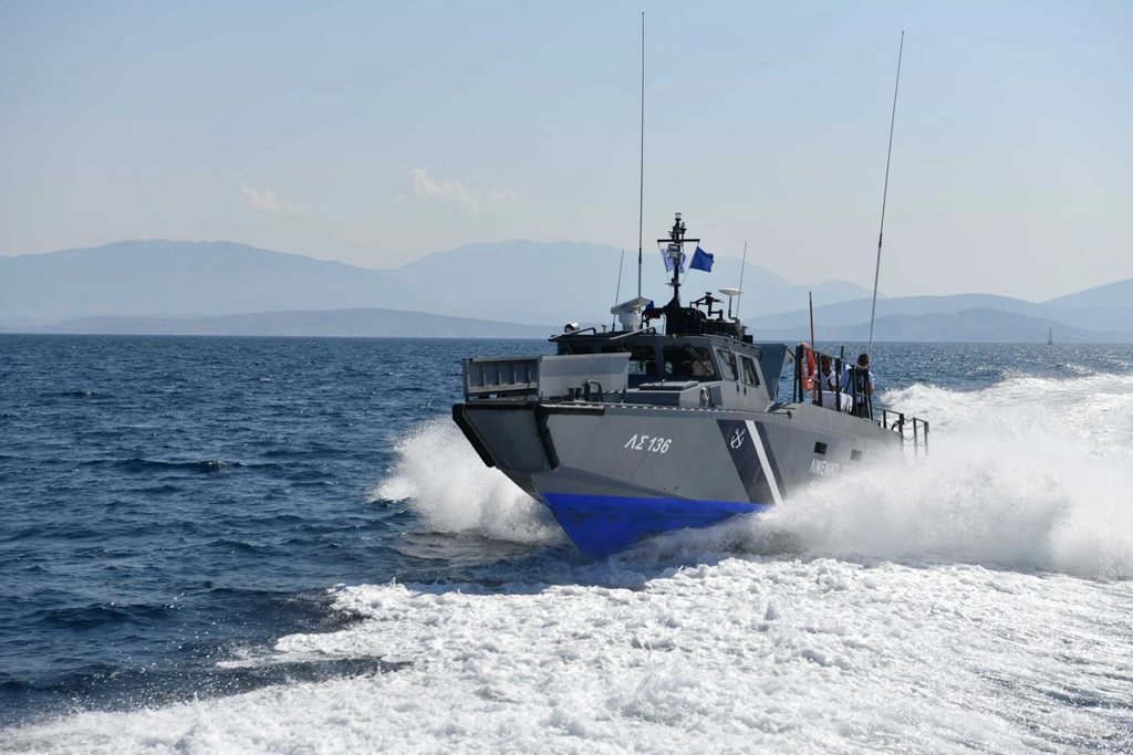 Δυτ. Ελλάδα: Επιχείρηση του Λιμενικού για αγκυροβολημένο ιστιοφόρο