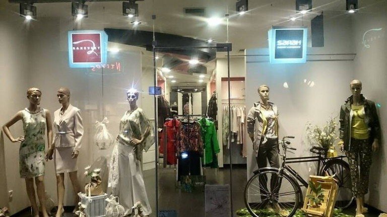 Δήμητρα Ραξέβσκυ: Από τα σαλόνια της μόδας στο… σερί των πλειστηριασμών
